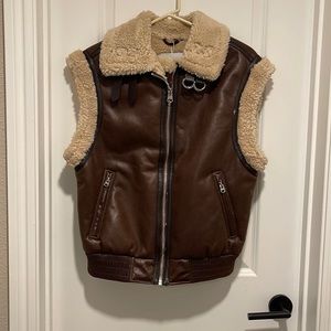 Bershka Double-Faced Vest. XS/S Brown